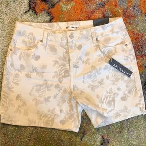 Cream Floral Shorts